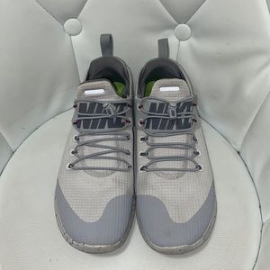 NIKE running sneakers sz10